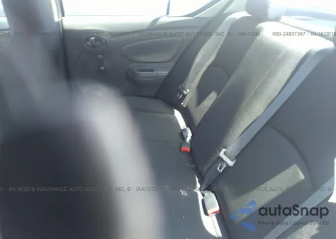 2017 Nissan Versa Sedan S Plus z USA, uszkodzony, nr VIN 3N1CN7APXHL902966